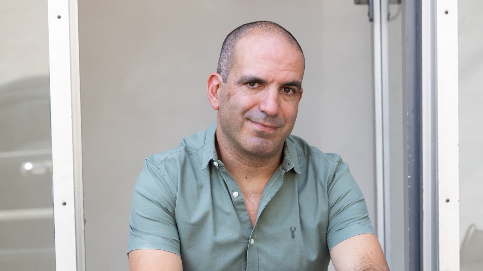 Yaniv portrait